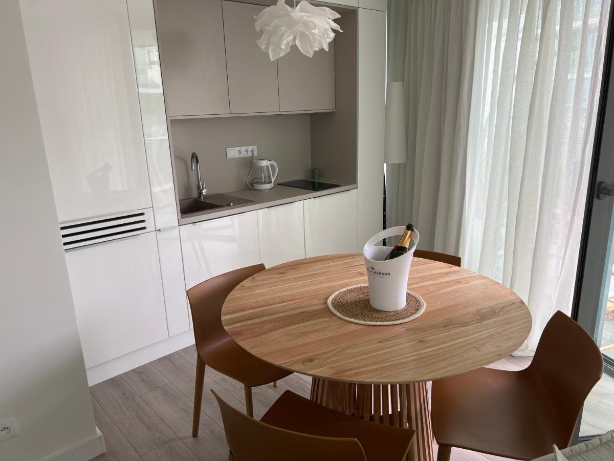 Wave Resort & Spa Magic Apartaments With Sea View ミエンジズドロイェ エクステリア 写真