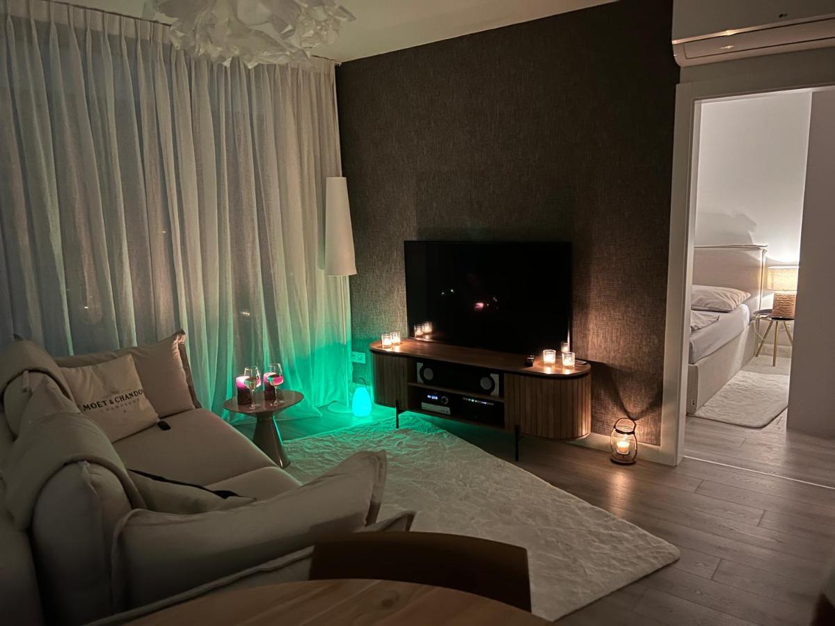 Wave Resort & Spa Magic Apartaments With Sea View ミエンジズドロイェ エクステリア 写真